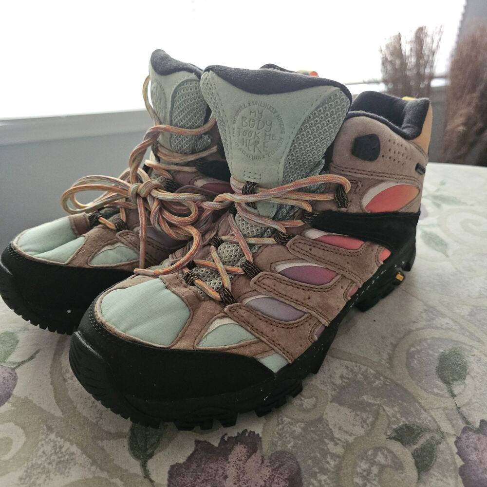 Merrell x Unlikely Hiker Men's Size 9.5W Moab 3 Mid Multicolor Hiking Boots Camp